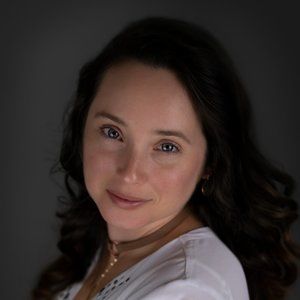 Meet your Posher, Nena